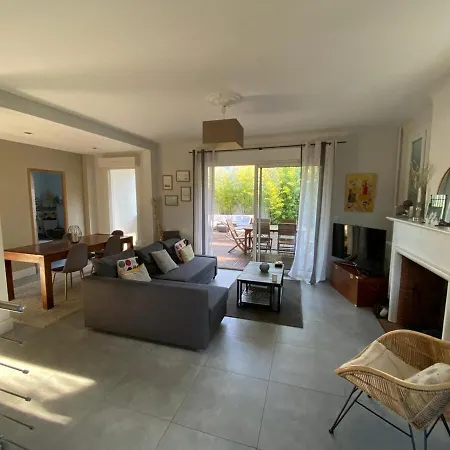Villa Maison Avec Piscine Proche Plages *